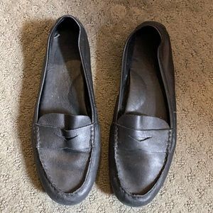Born 8.5 Leather Loafers